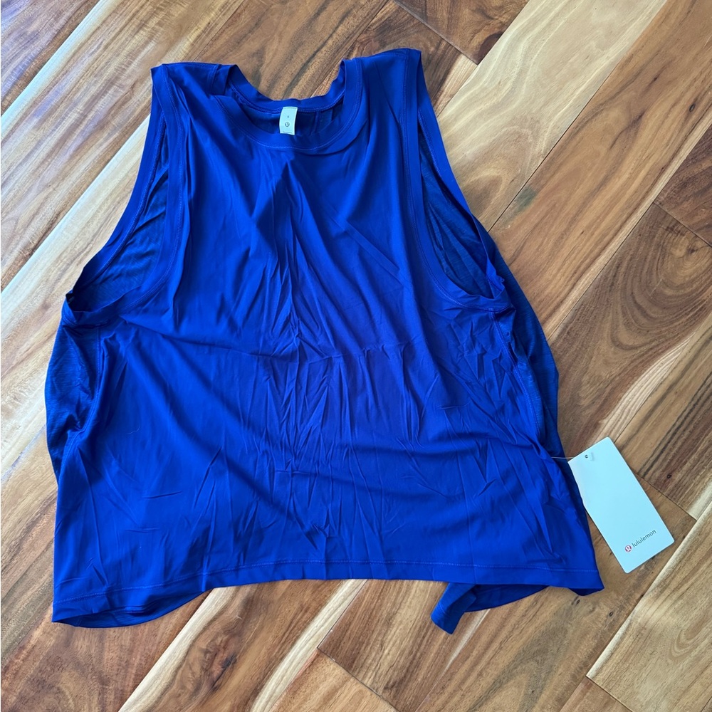 NWT Lululemon In the Open tank (blue,6)